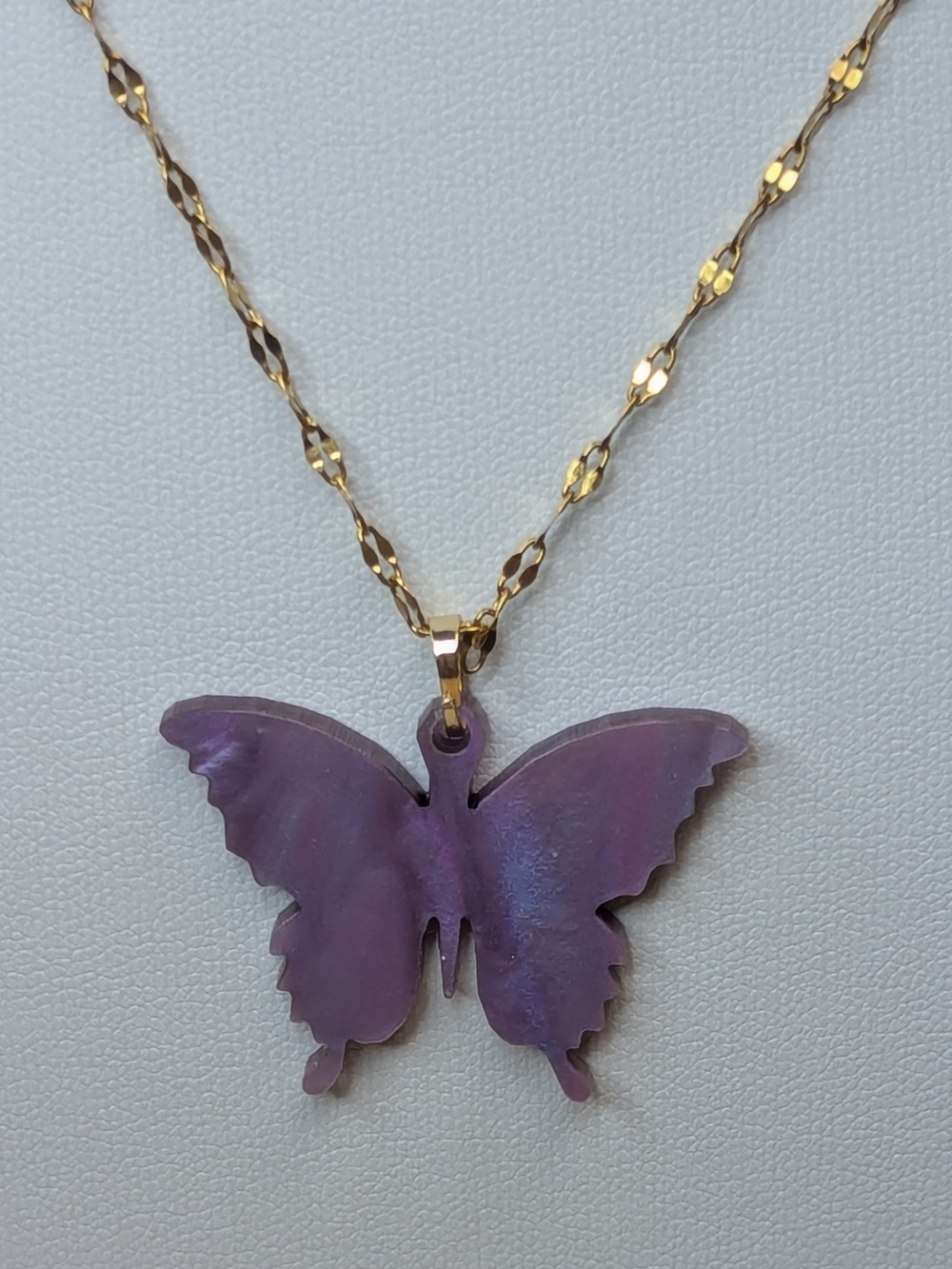 Lavender Butterfly Necklace Reversible Pendant 18K Gold Plated Chain 16" + 2" - Picture 9 of 13